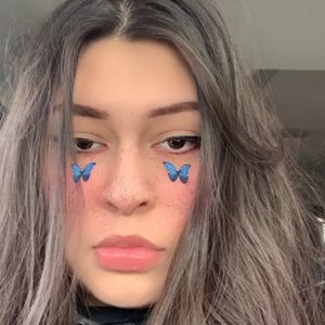 Meet your Posher, Julissa